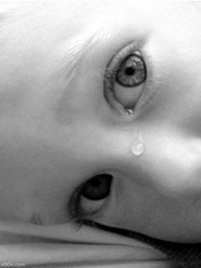 pleure pa bébé